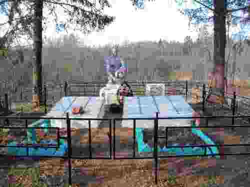 Братская могила, 1941-1943 гг.